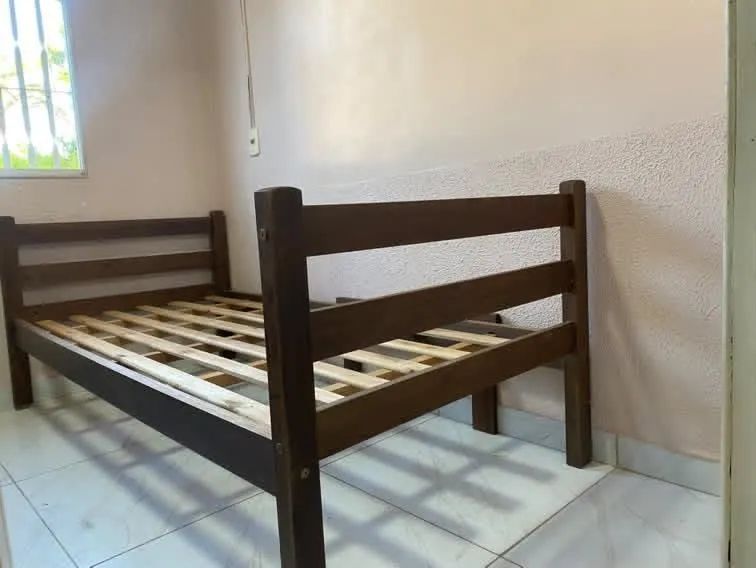 Cama de Solteiro R$ 250,00 - Foto 4