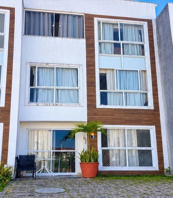 Alugo triplex no Parque das Nações 