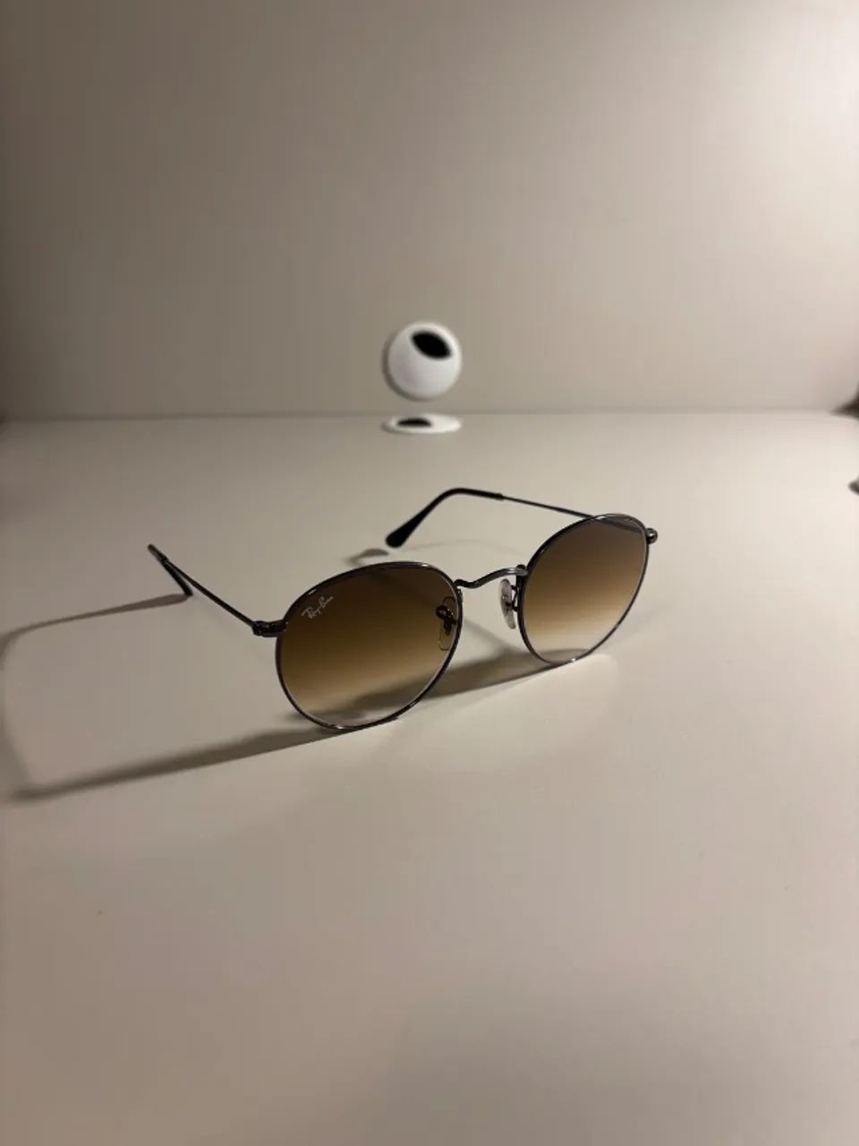 Óculos de Sol Ray-Ban Round Metal Cinza Chumbo - Foto 2