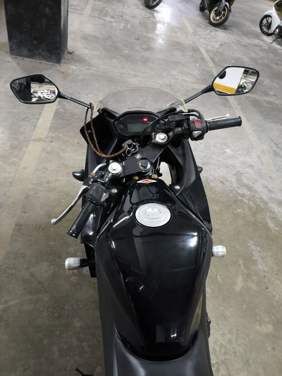Honda CBR 500R - Foto 4