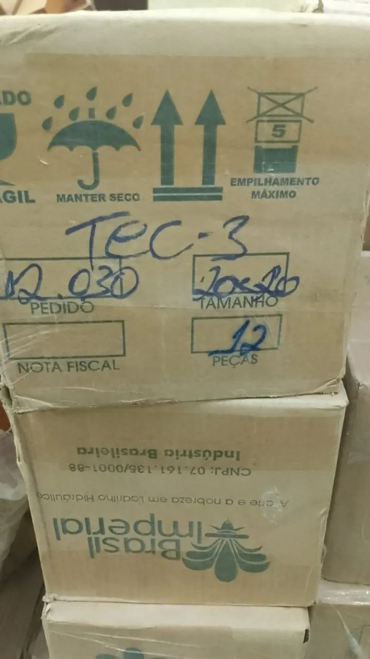 Piso ladrilho 20x20 brasil imperial  - Foto 2