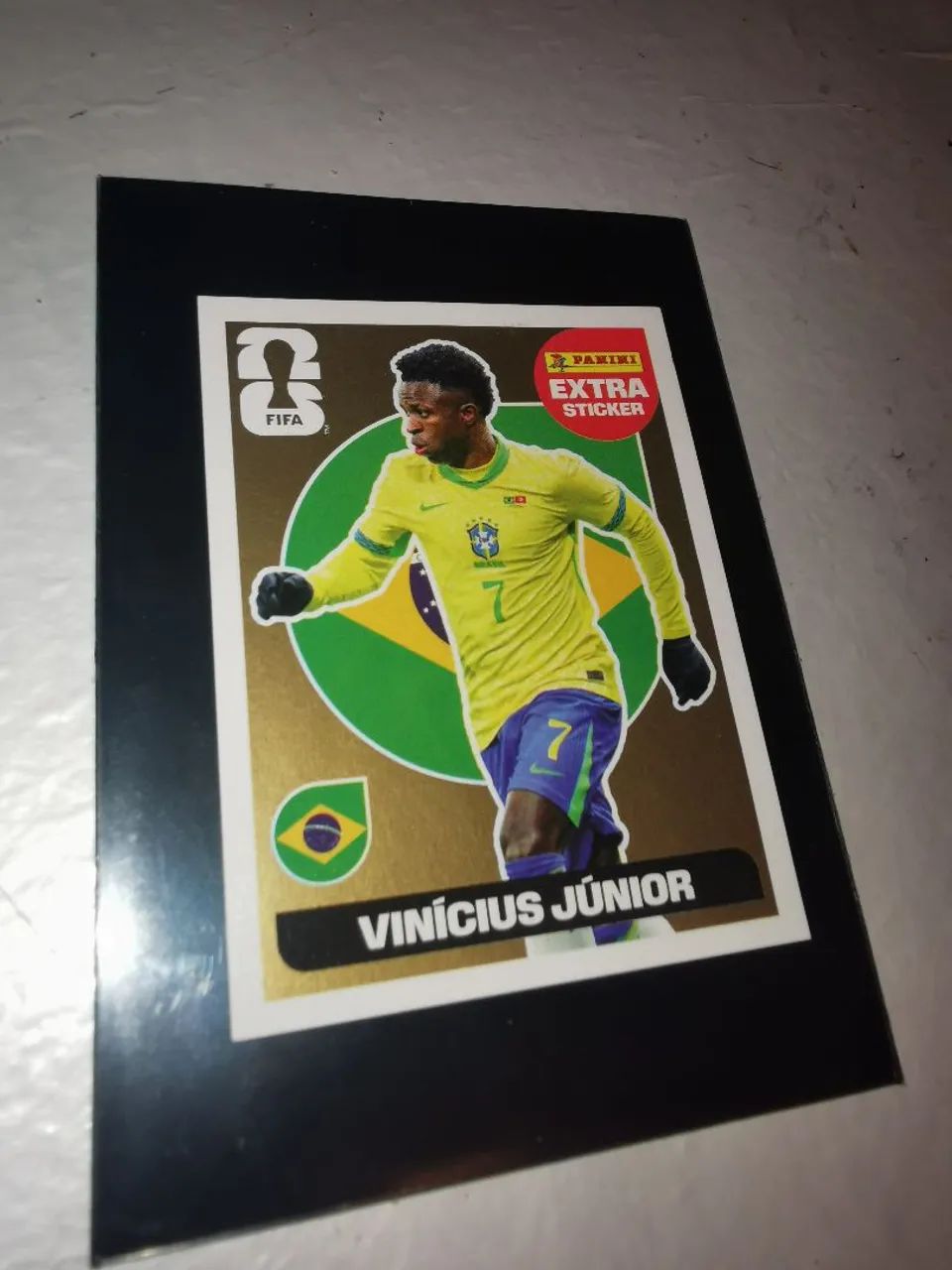 Figurinha Legend Gold Vinícius Júnior  - Foto 2