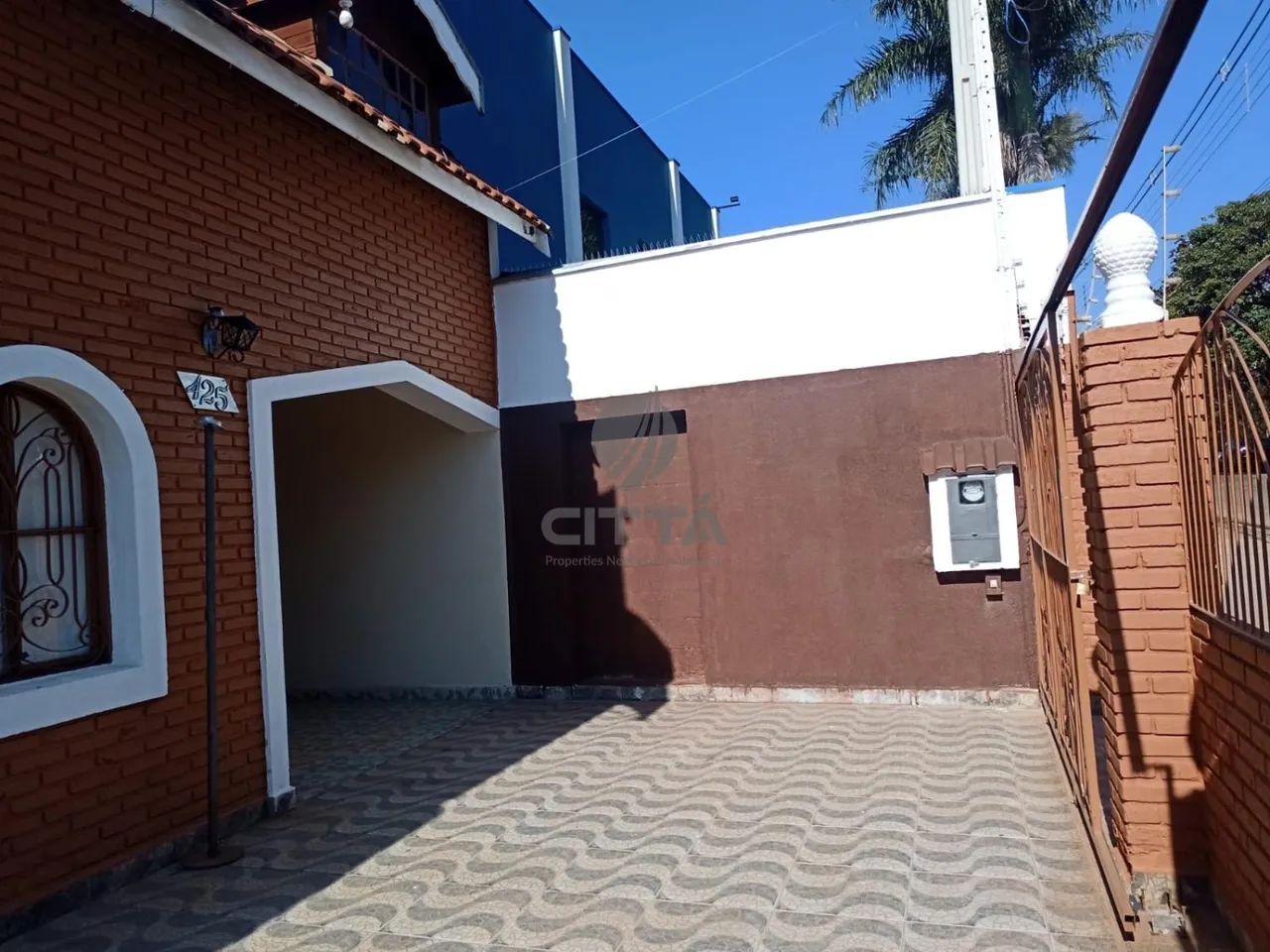 Casa residencial/comercial com 5 quartos à venda em Sumaré/SP.