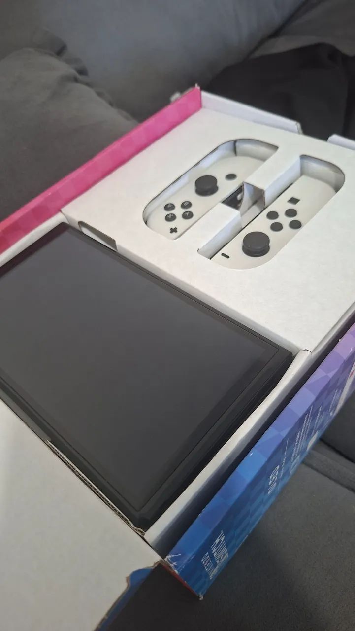 NINTENDO SWITCH OLED