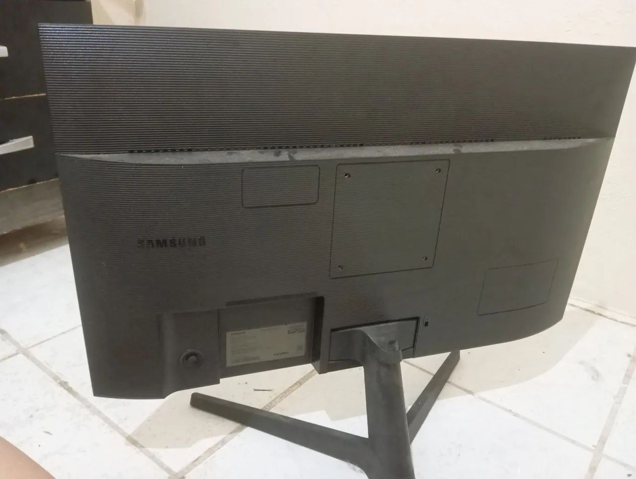Monitor Samsung 27 polegadas (com defeito) - Foto 3