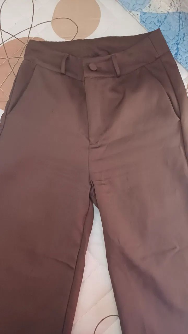 Calça marrom de alfaiataria, bem confortável  - Foto 4