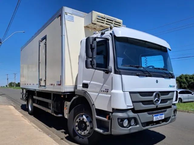 MB Atego 1719 4X2 Baú Refrigerado - (2012) - Foto 3