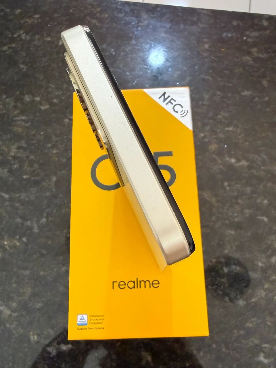 REALME C75 COM CAIXA E TODOS OS ACESSÓRIOS