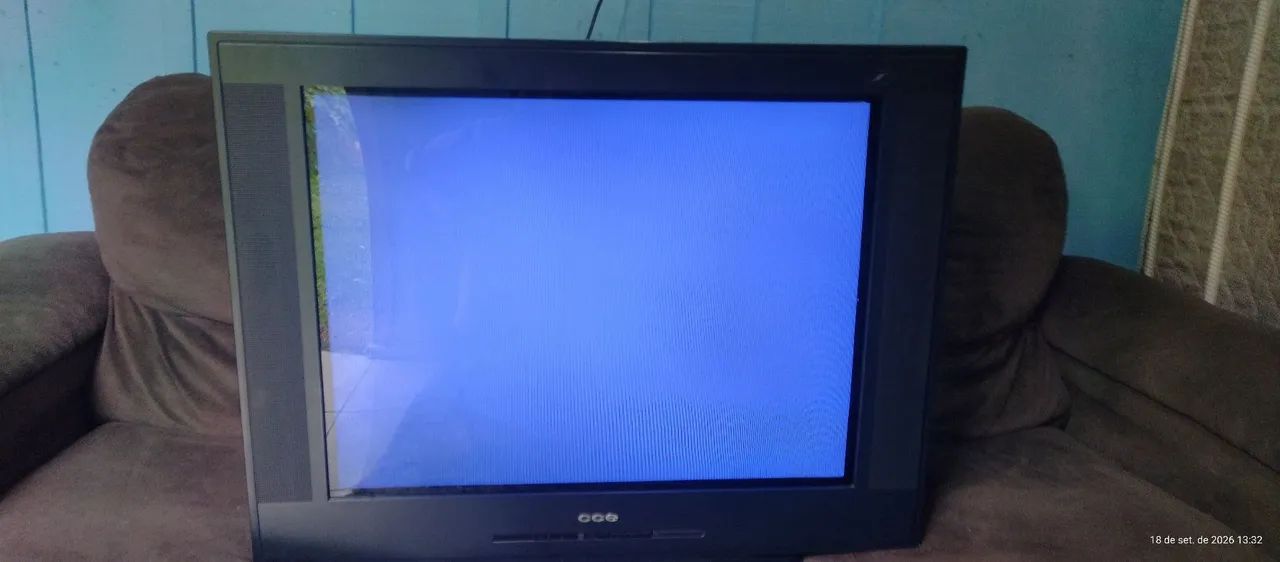 TV 29" CCE de tubo, * - Foto 3