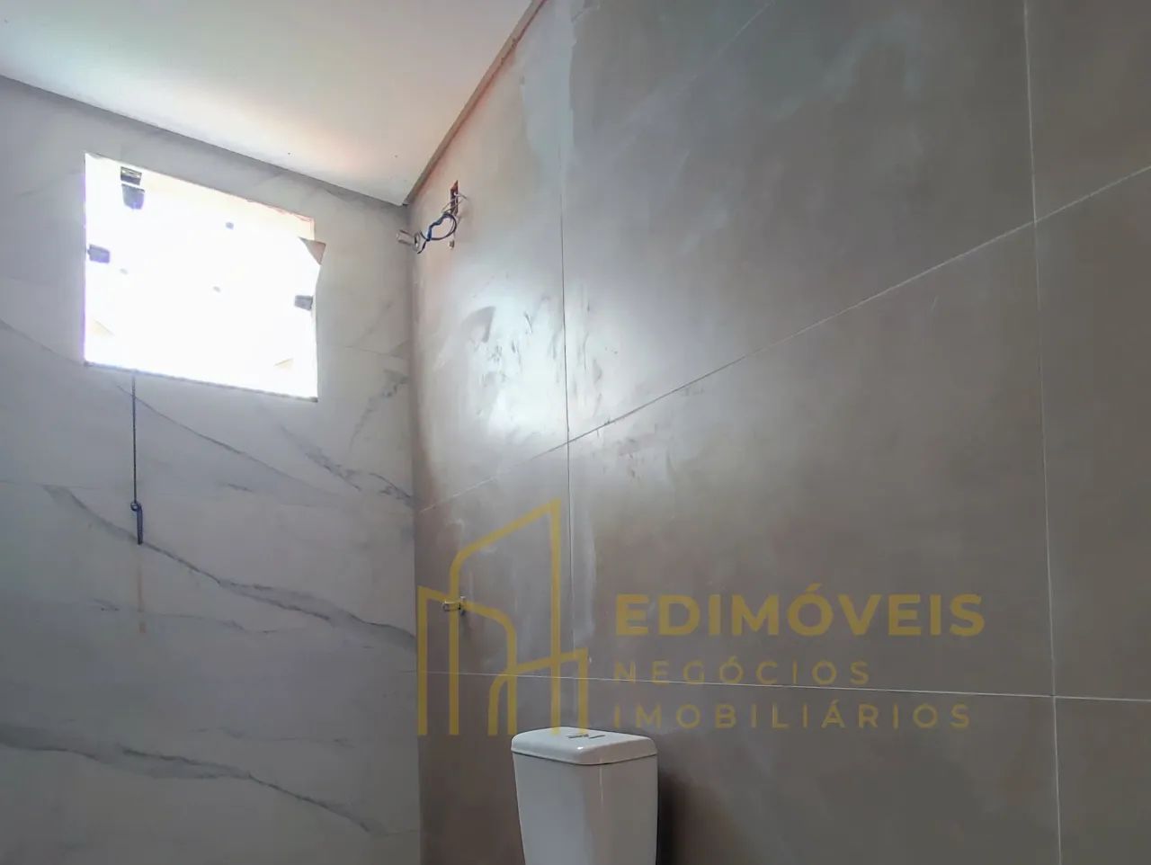 Oportunidade em São Francisco: Casa com Suíte e Varanda com Vista! - Foto 5