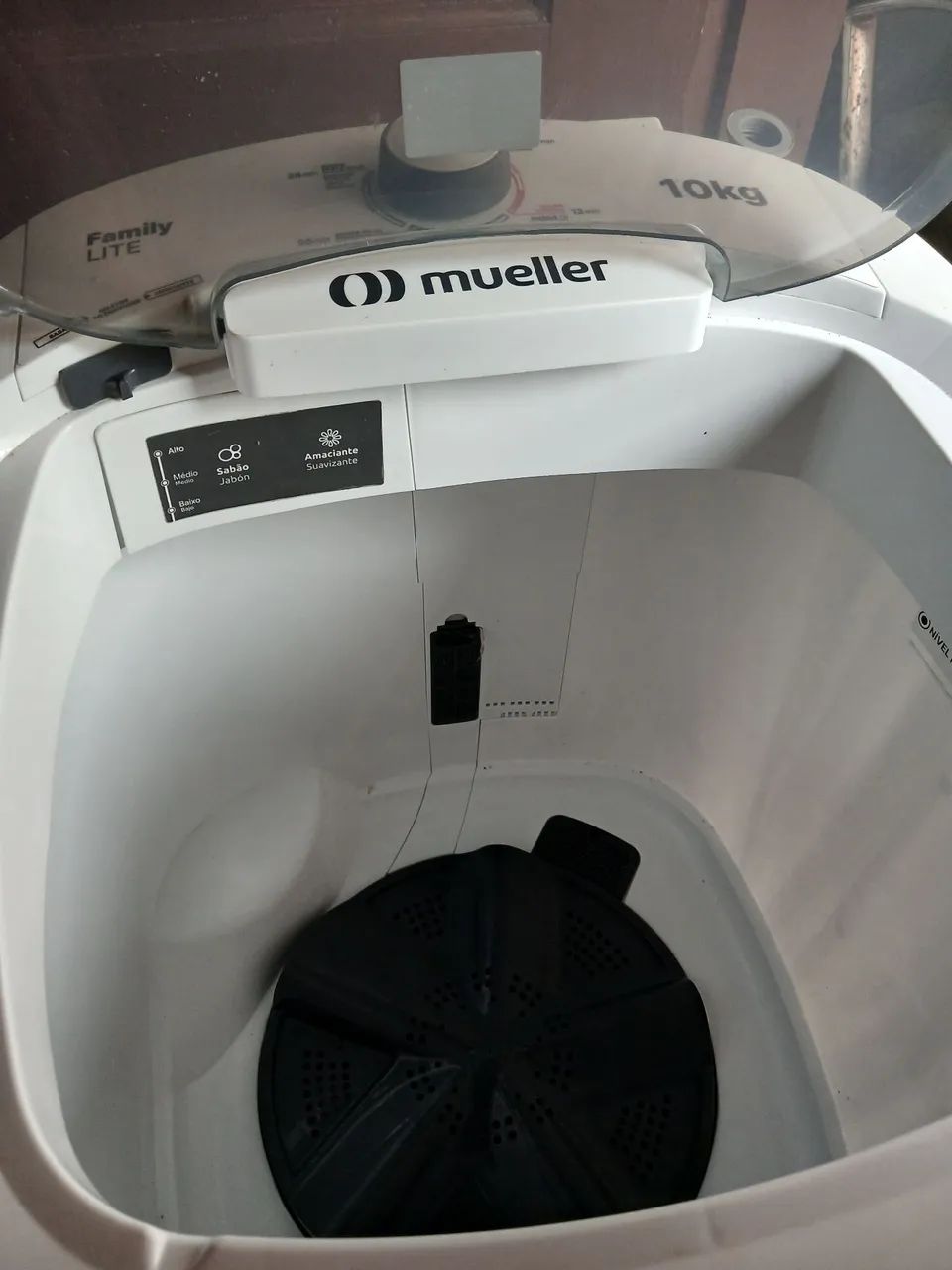 Vendo essa máquina de lavar 10 kg nova  - Foto 3