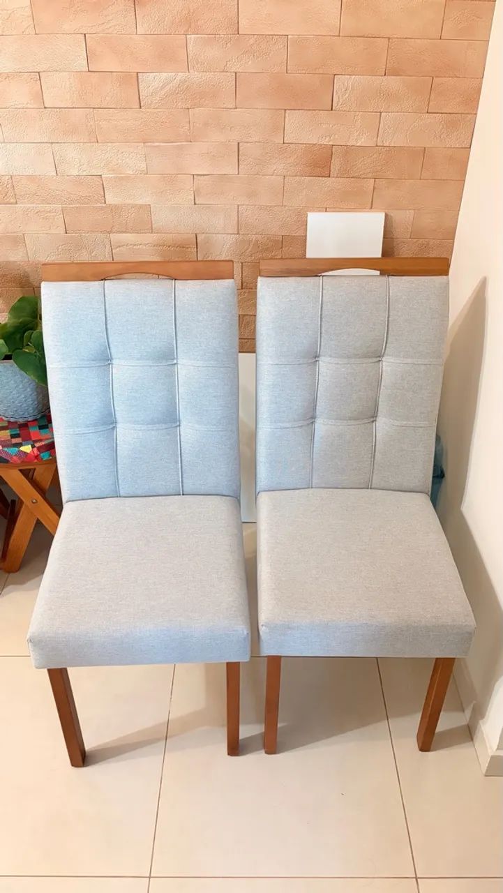 Cadeira para mesa de jantar em linho 