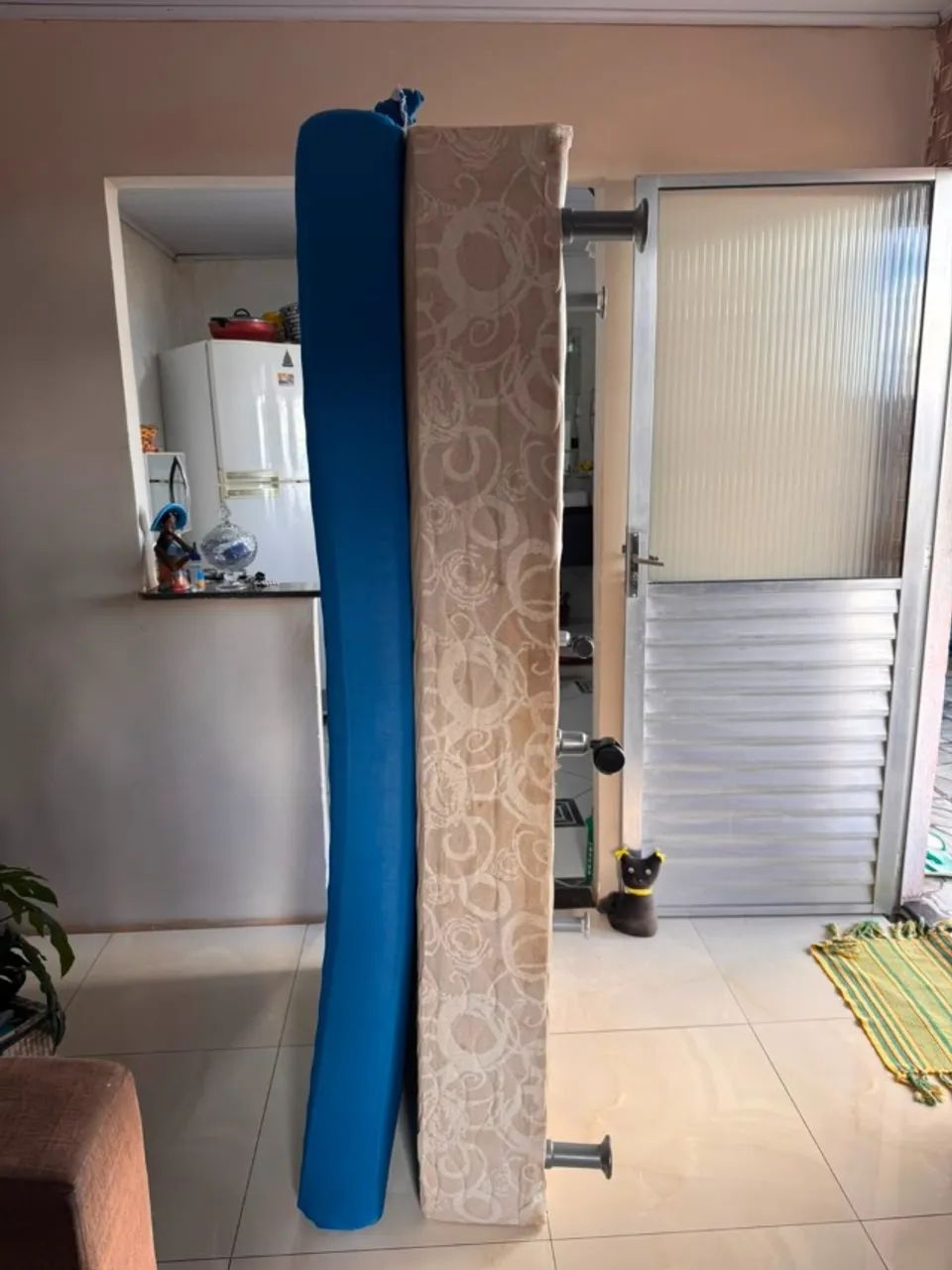 Cama Box com Colchão de Solteiro Ortobom Usada - Foto 2