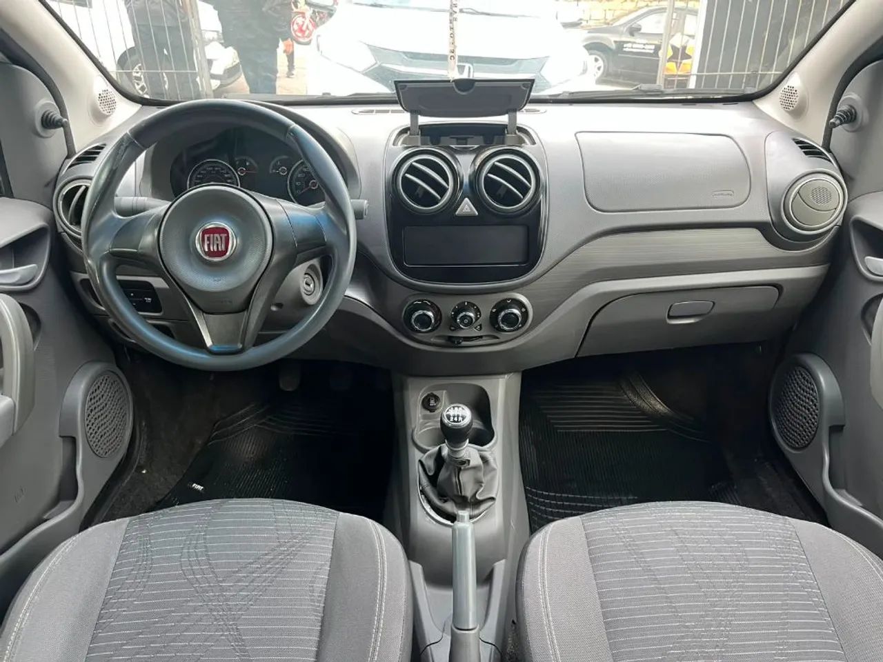 Fiat Palio Attractive 1.0 EVO Fire Flex 8V 5P 2016 - Foto 5