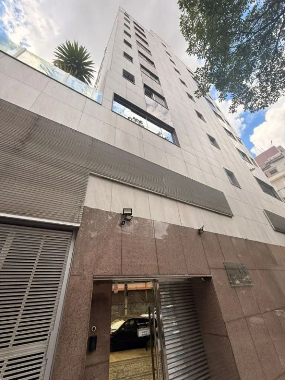 2 quartos, ar condicionado, 2 vagas em Lourdes - Foto 2