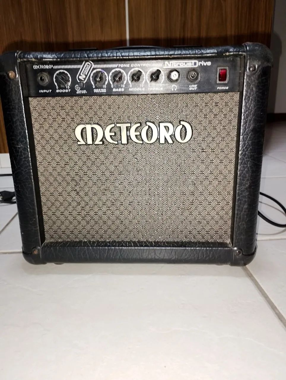 Caixa De Som Meteoro Junior 35-Gs (Com Adaptador)