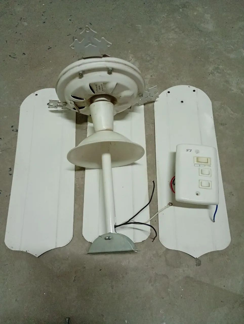 Ventilador de teto . Interruptor grátis  - Foto 3