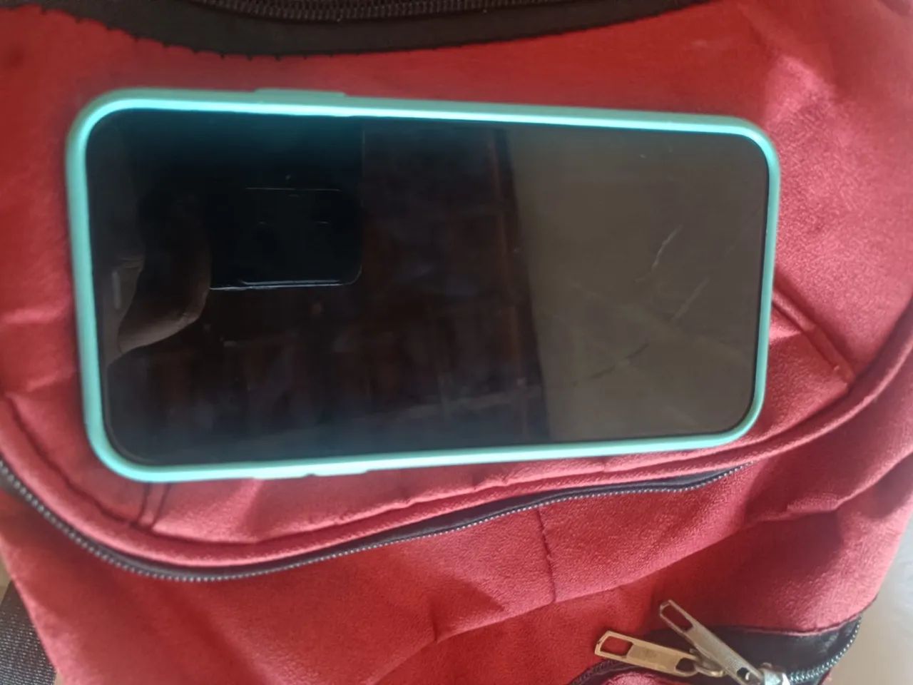 Vendo iPhone 11 64gb bem conservado   - Foto 3