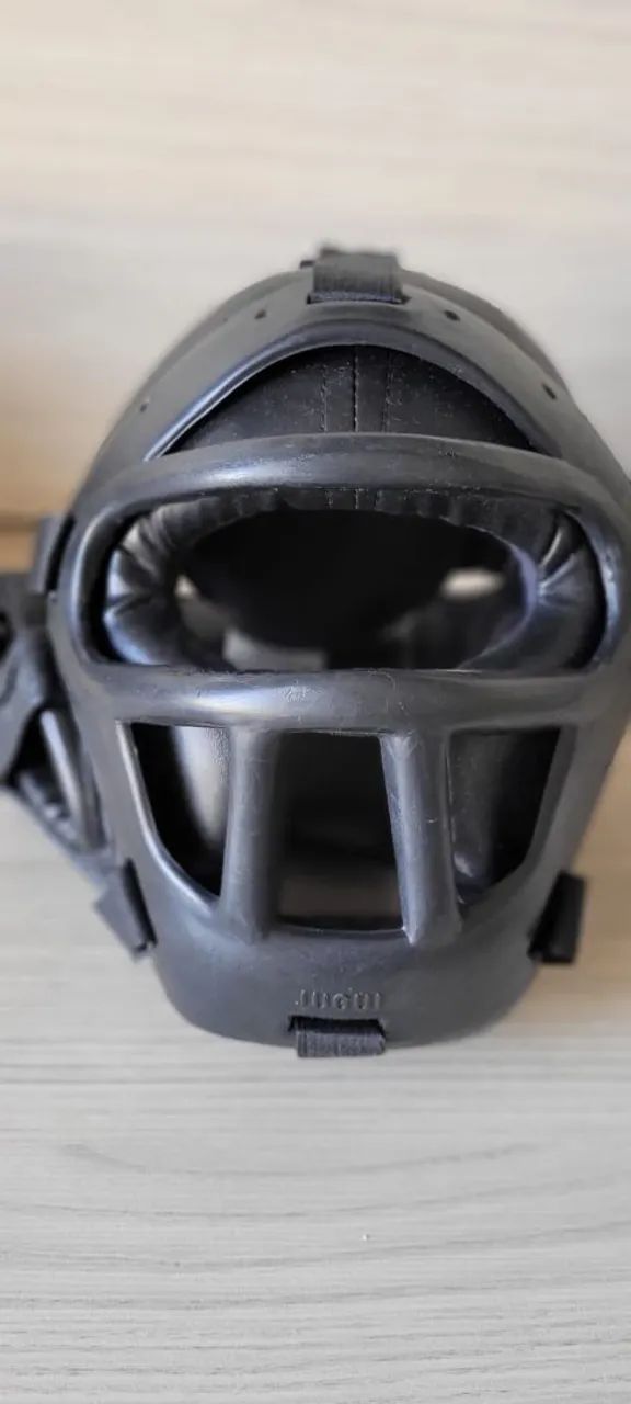 Capacete de Proteção Jugui com Grade - Tamanho Único