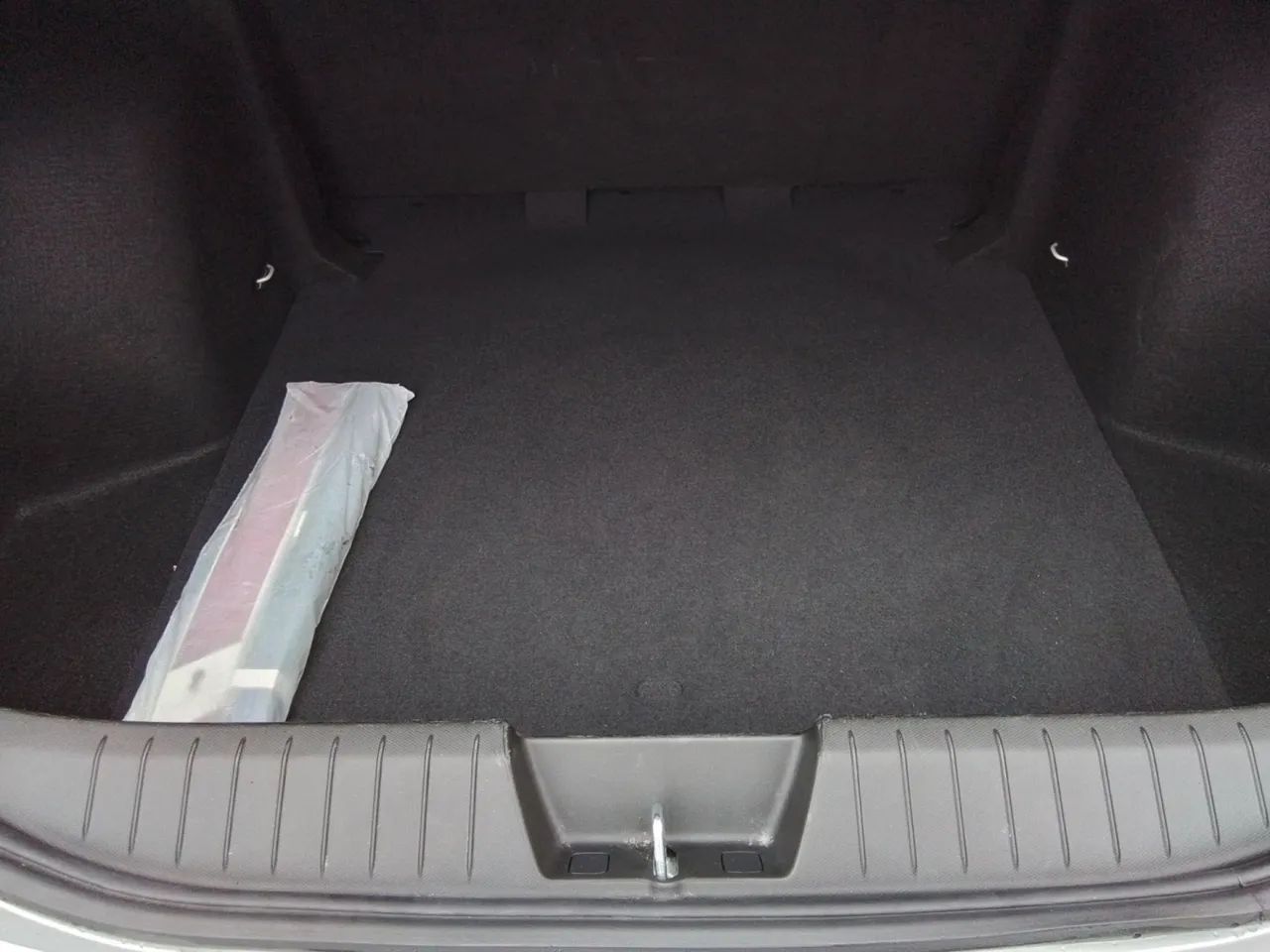 Fiat Cronos DRIVE 1.3 8V Flex Aut., foto 12 de 12