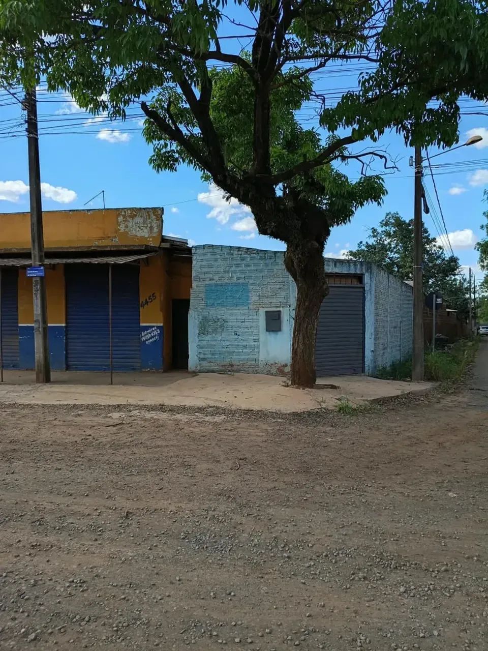 Imóvel de 1.000 m2 de esquina em área comercial / industrial - Foto 2