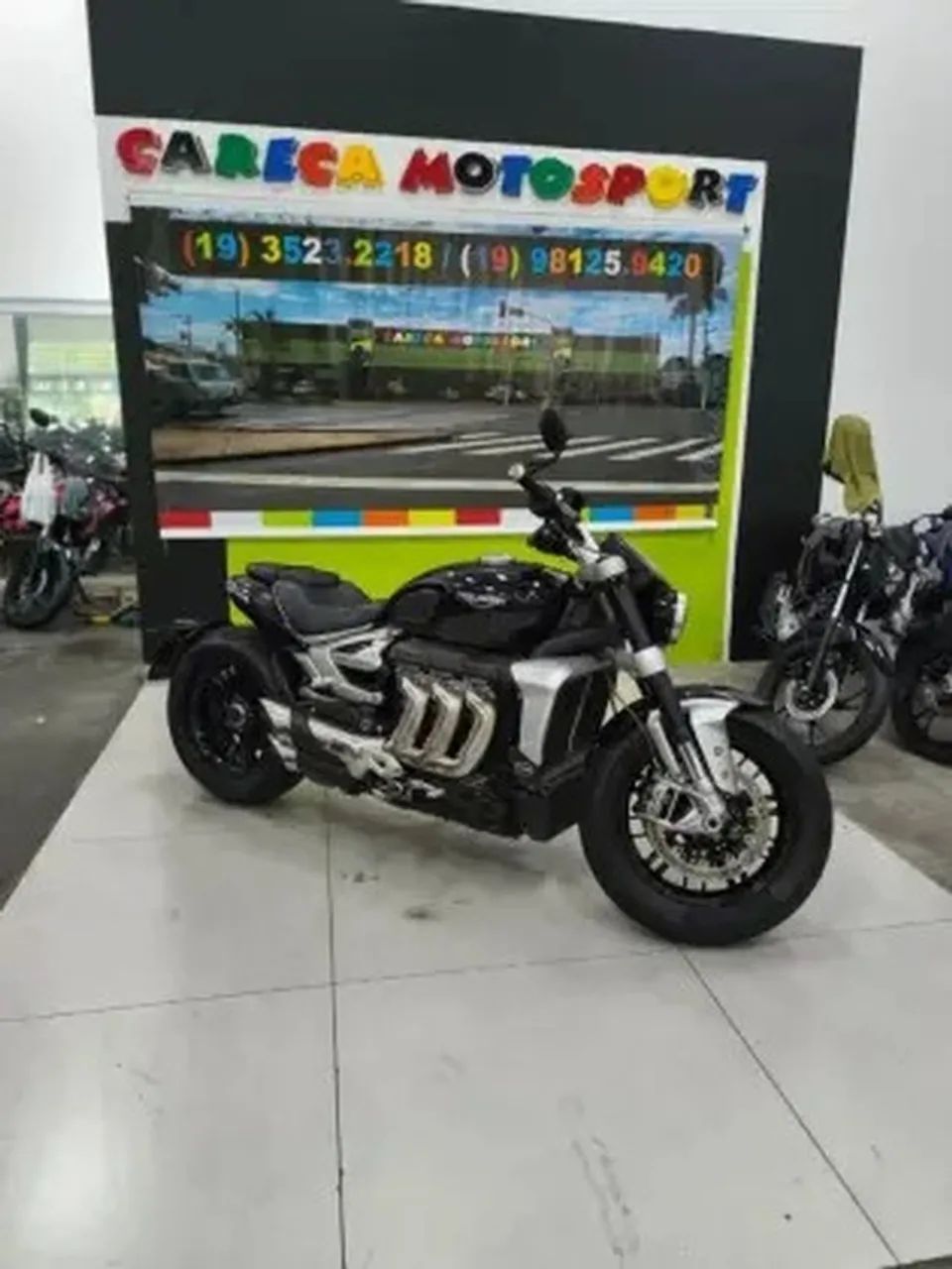 TRIUMPH ROCKET III R