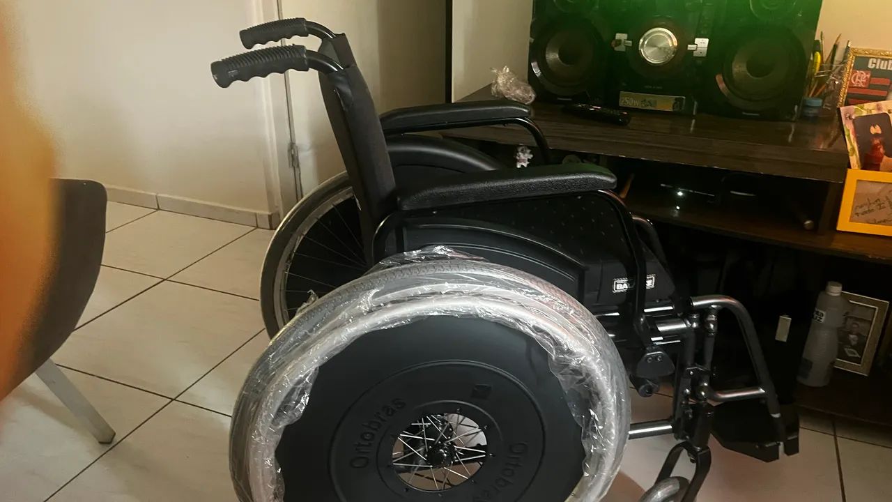 Cadeira de rodas ortobras com assento balance - Foto 5