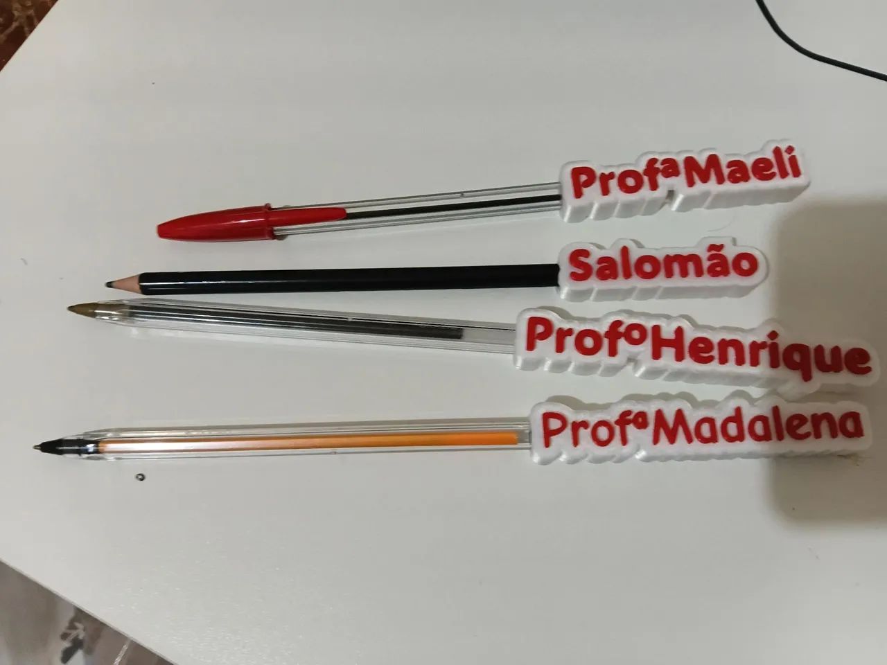Nomes personalizados para canetas e lápis | Ideal para presentear e da um toque especial