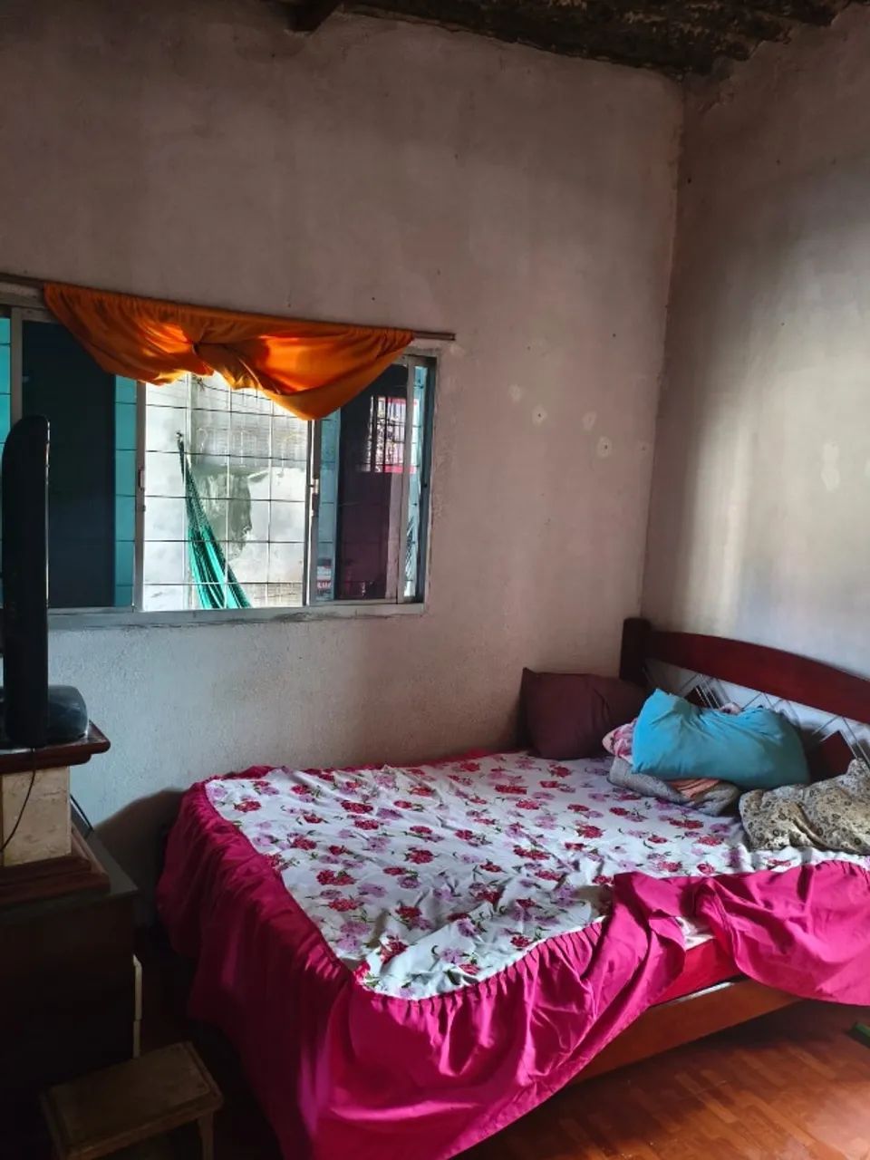 VENDO CASA DE ESQUINA COM 3 QUARTOS NO INICIO DO ITAPOÃ/DF - Foto 2