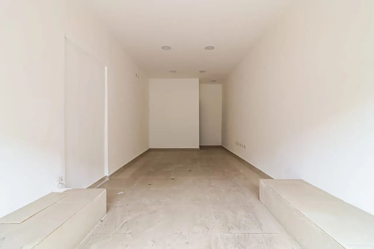 Loja na Avenida de Pinedo, 137 - Loja 2  40 m² - Foto 4