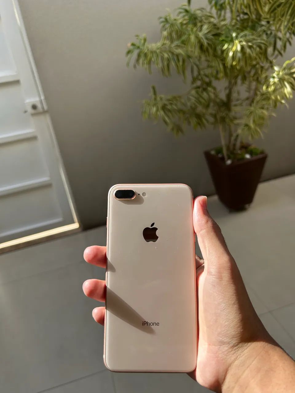 iPhone 8 Plus 64gb dourado  - Foto 5
