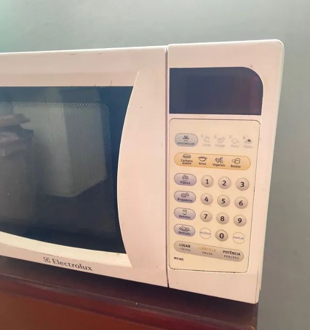 Microondas Eletrolux Com Defeito - Foto 2