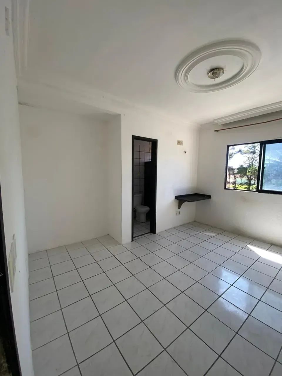 KITNET COM VISTAMAR E VAGA