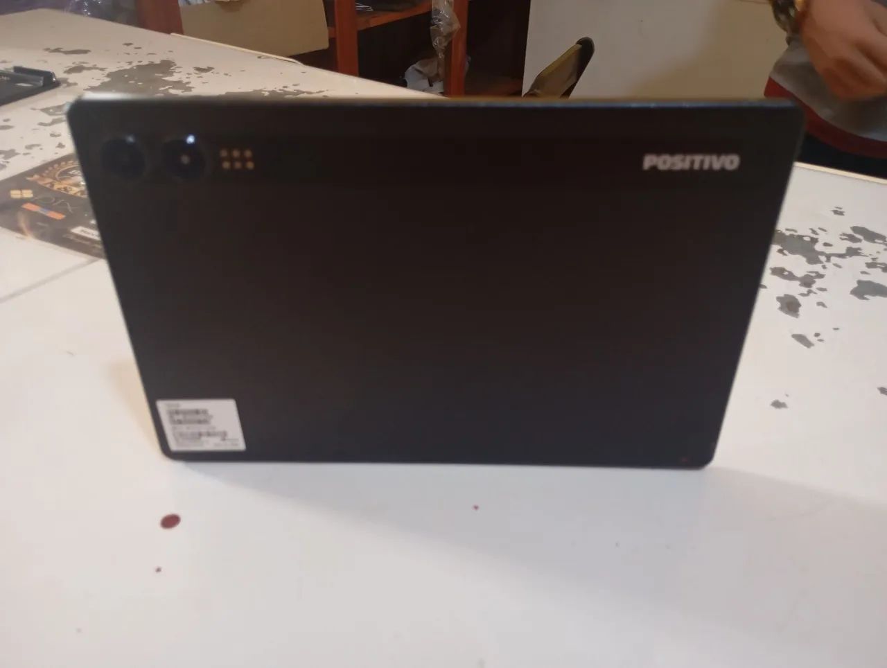 Tablet Positivo Tab 10 Tela trincada  - Foto 2