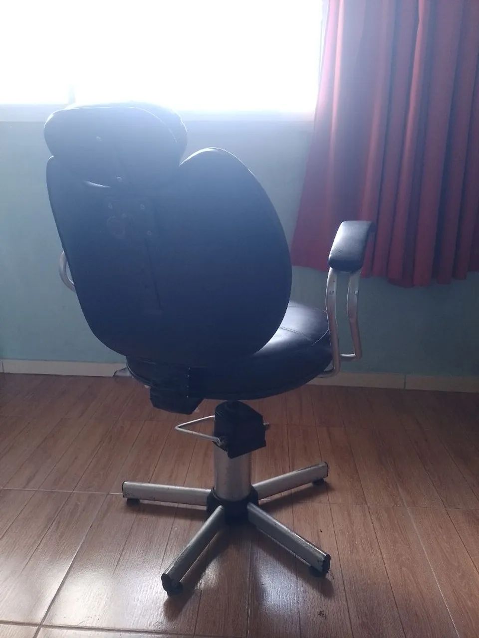 Cadeira barbeiro  - Foto 2