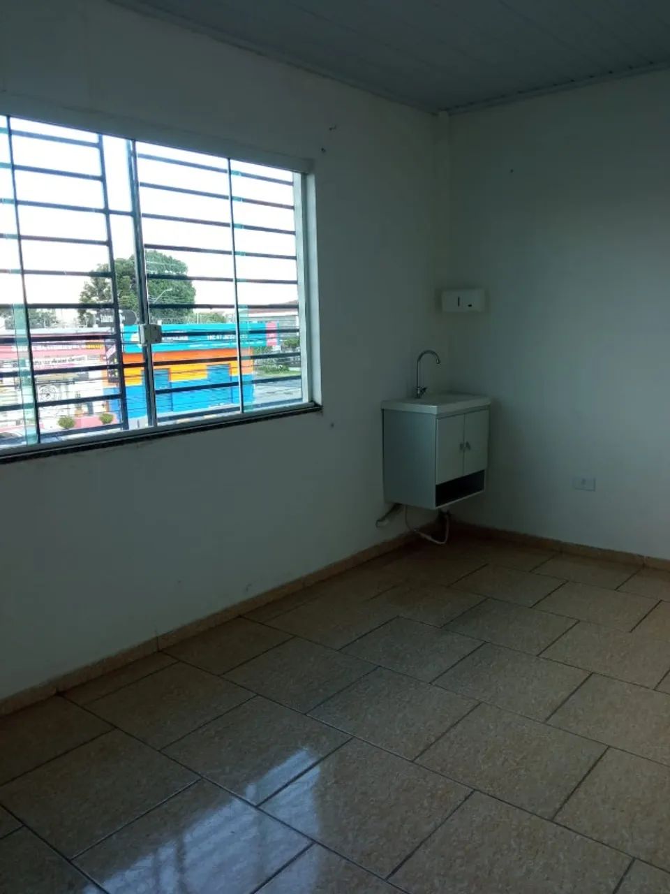 ALUGO SALA COMERCIAL BAIRRO CAJURU - Foto 2