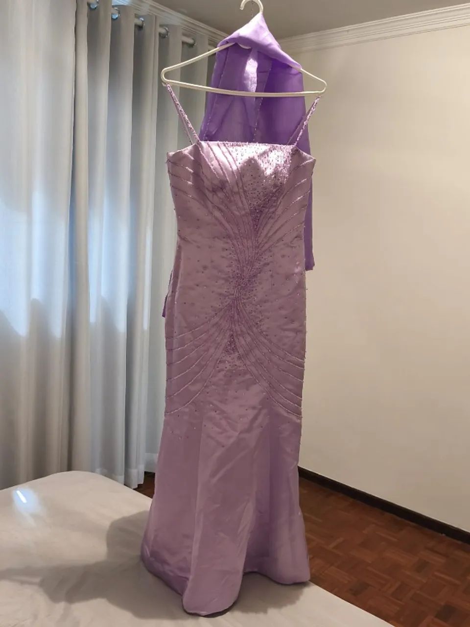 Vestido de festa Lilás bordado - Foto 4