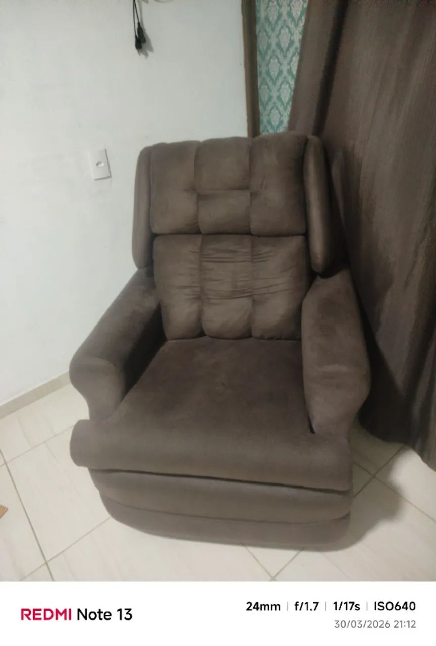 Poltrona reclinável confort