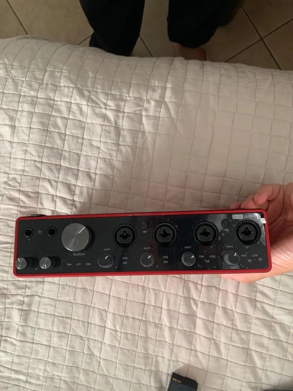 interface de áudio focusrite 8i8 - Foto 3