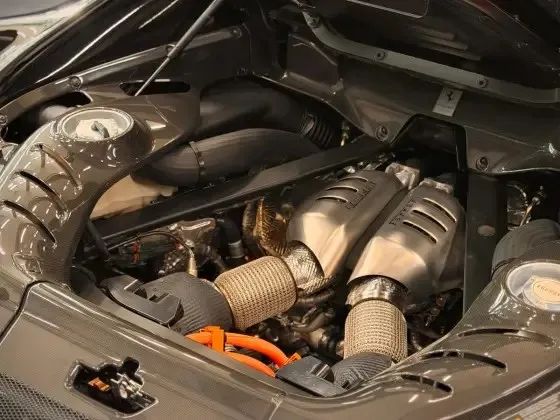 Ferrari 296 Speciale 3.0 V6 Bi-Turbo, foto 12 de 12