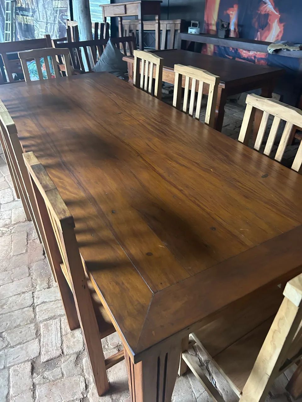 Mesa rústica de madeira peroba rosa 2.50x1.00 com cadeiras  - Foto 4