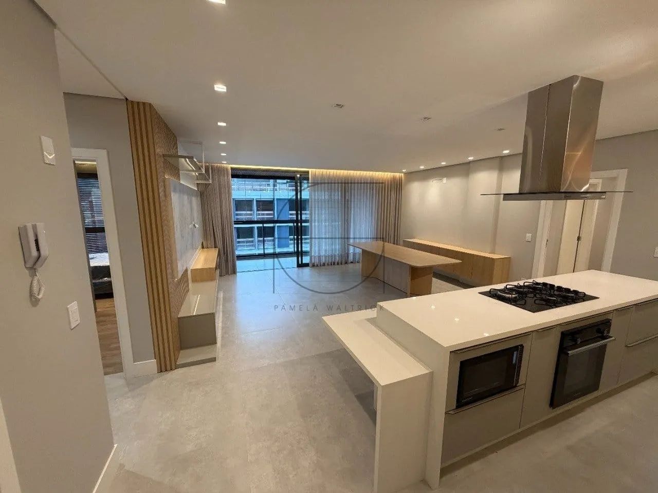Apartamento com 3 Suítes e 3 Dormitórios - 4 Banheiros e 2 Vagas de Garagem | Jurerê - Flo - Foto 2