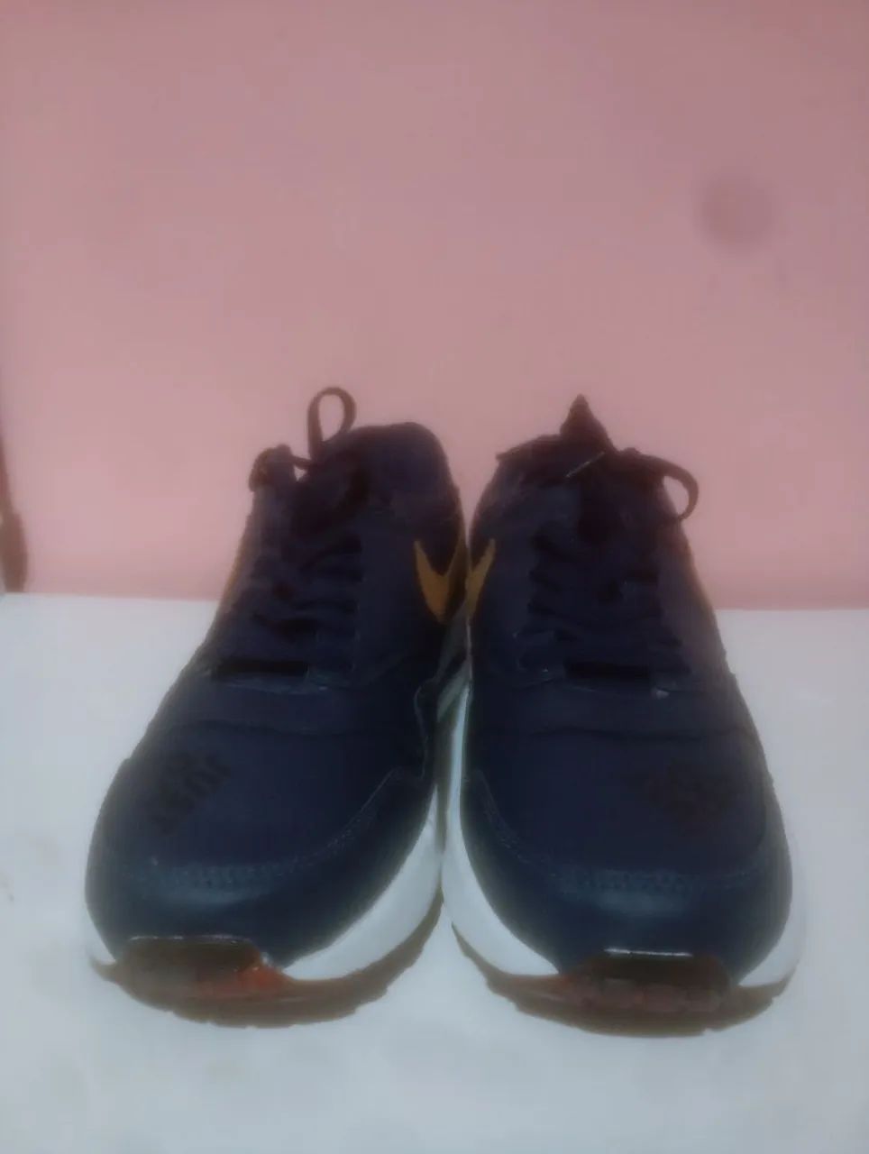 NIKE AIR MAX