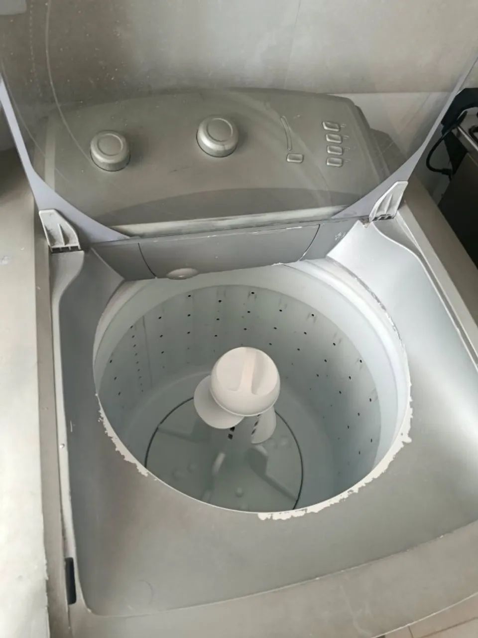 Máquina Eletrolux 12 kikos