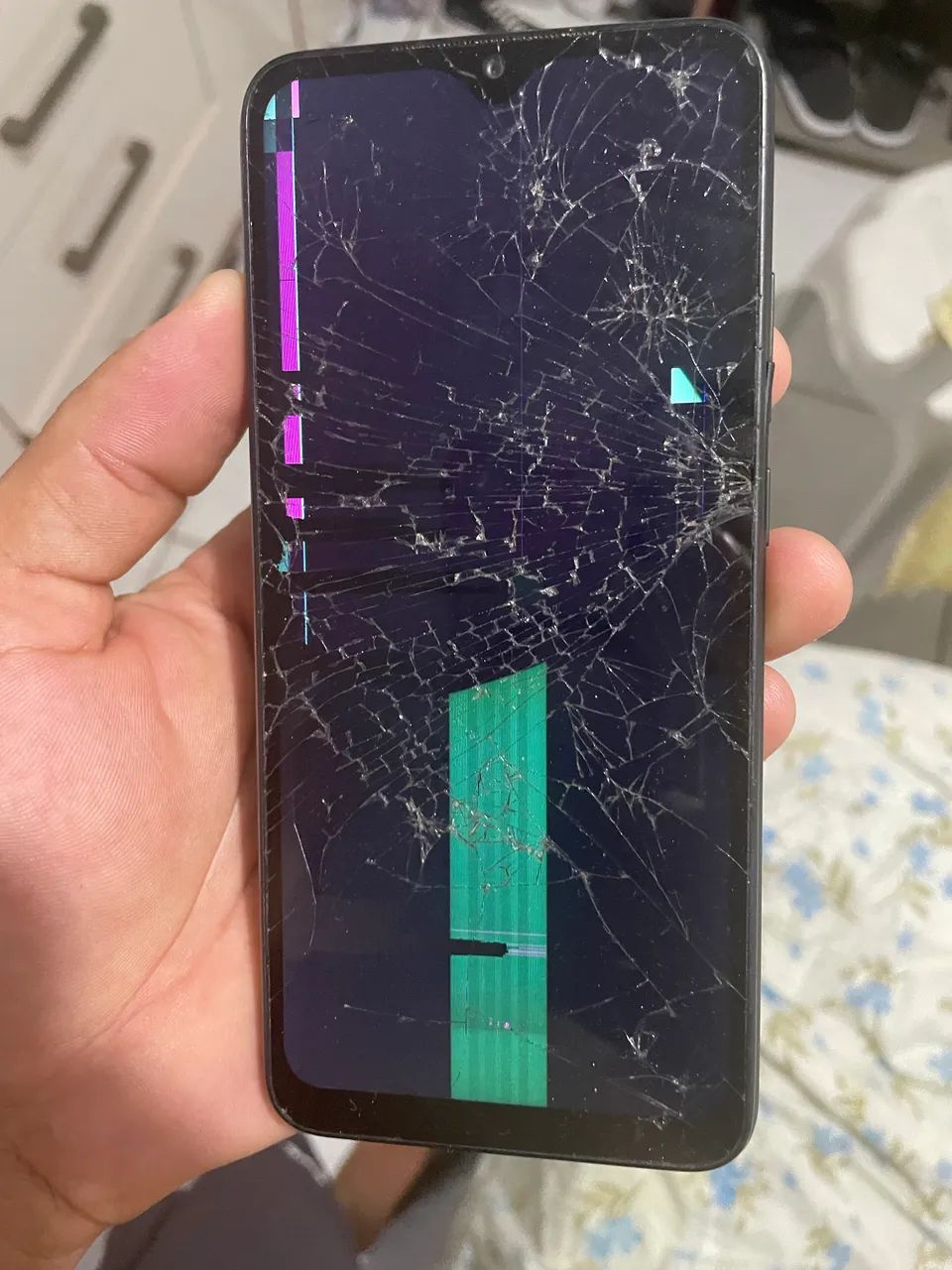 Celular redmi A2 com defeito 