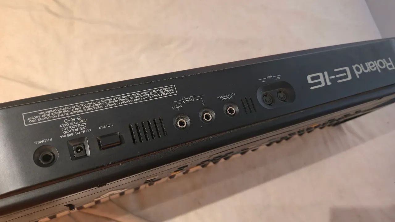 Teclado Roland E-16 - Foto 2