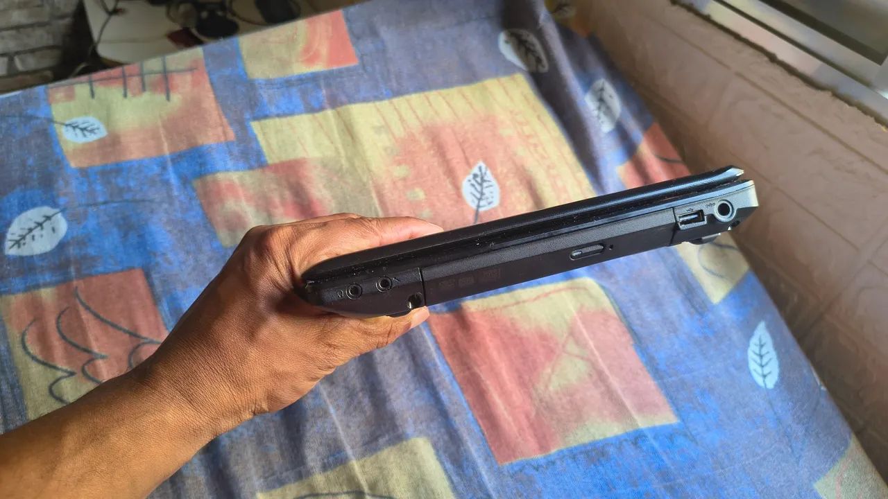 Notebook Lenovo G475 com defeito - bom estado - R$200 - Foto 5