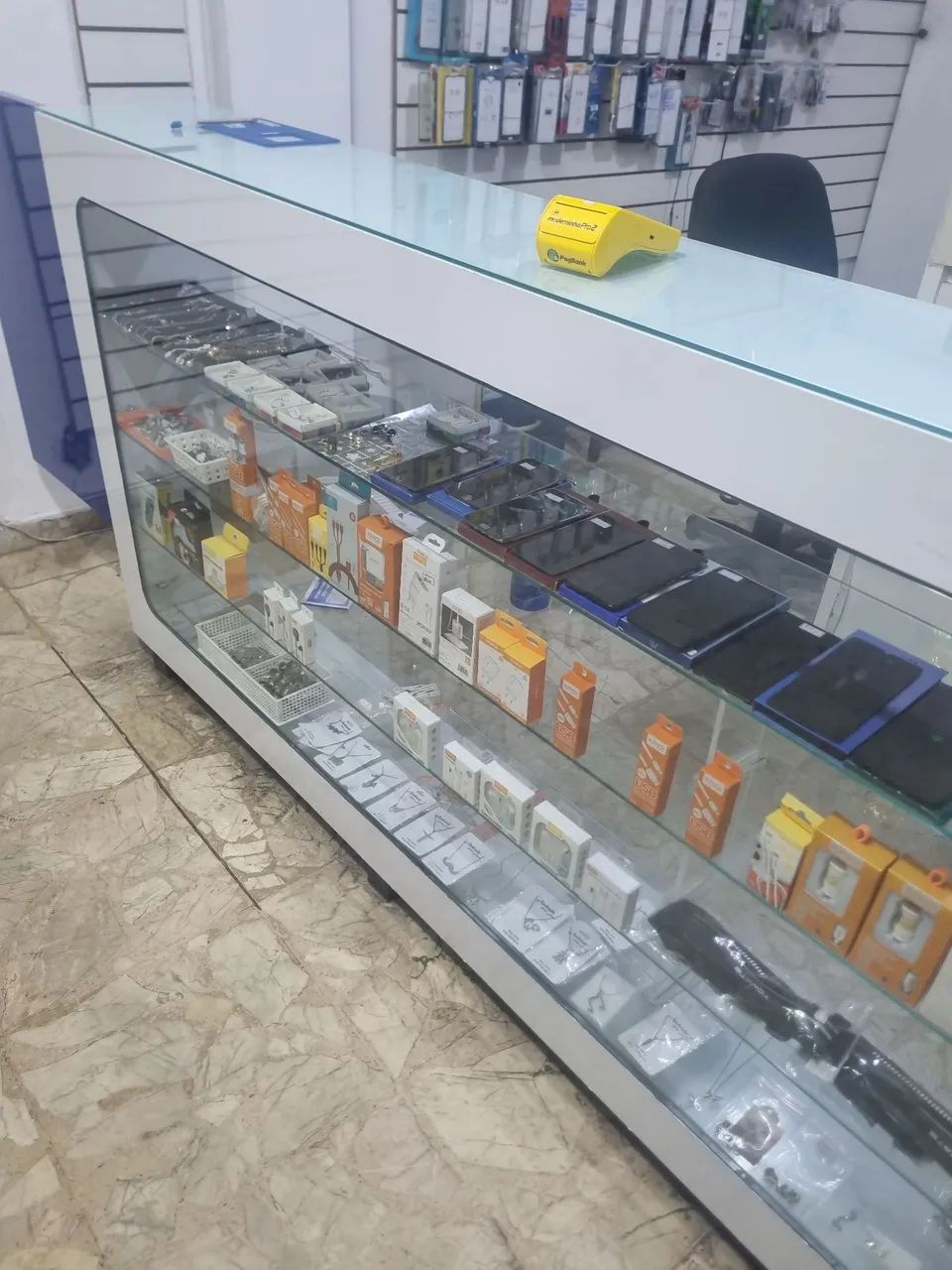 Balcão em ACM 2.80 perfeito ACEITO OFERTA URGENTE - Foto 3