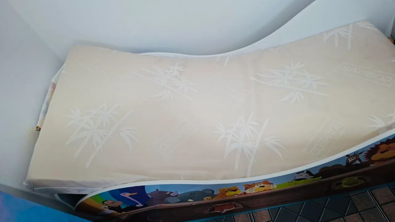 Cama infantil com colchão novo  - Foto 4