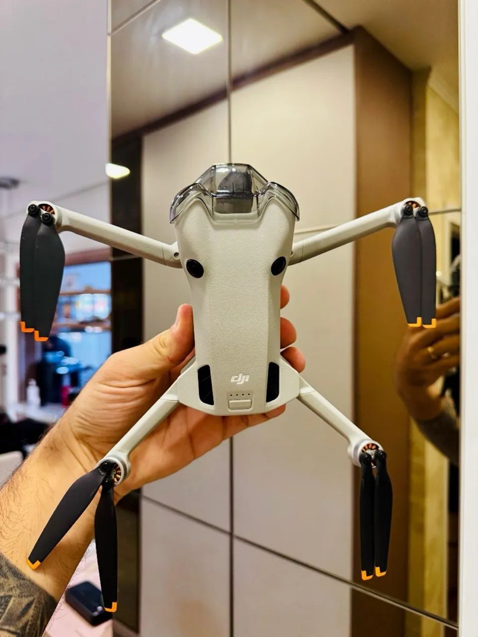 DRONE DJI MINI 4 PRO - APENAS AERONAVE 